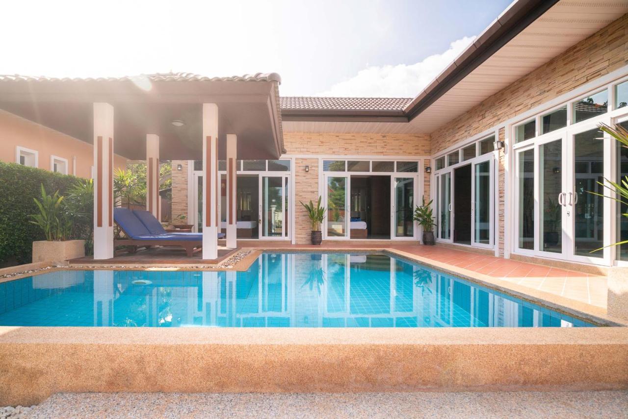 Rawai Private Villas - Pools And Garden Rom bilde