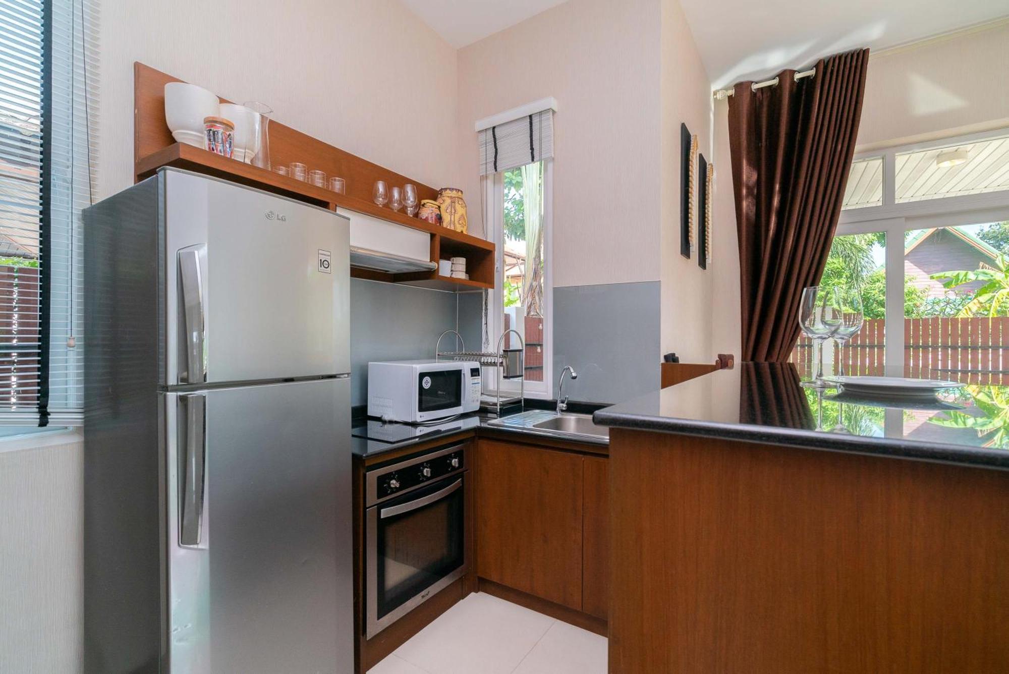 Rawai Private Villas - Pools And Garden Rom bilde